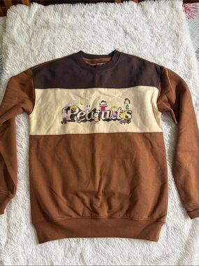 NWT PEANUTS BLOCK PRINT SWEATSHIRT